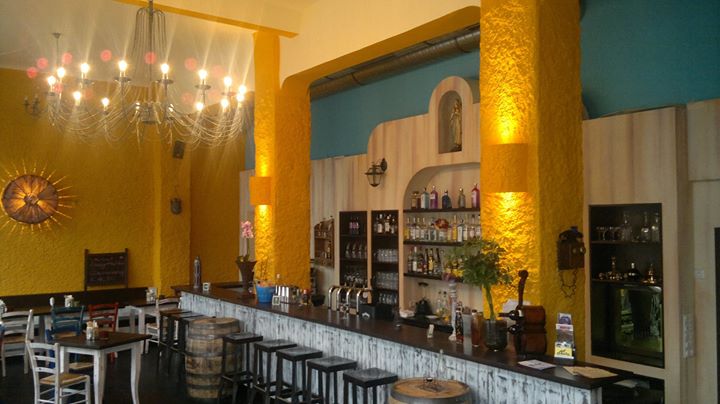 Cabaña - Cantina y Bar