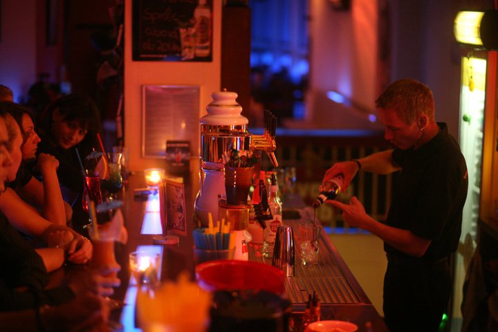 T1 *Erlebnisbar* Kneipe | Bar | Lounge