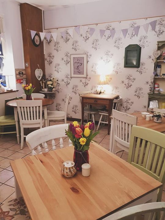 Pretty Vintage Tearoom and Barista Coffee