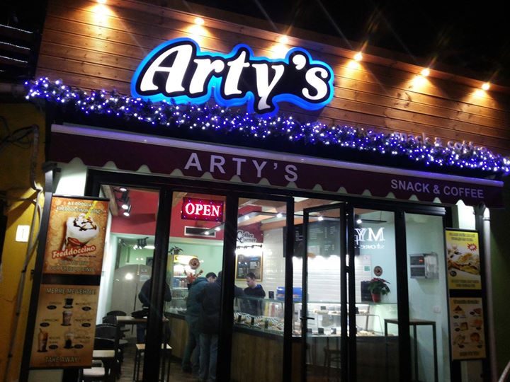 Arty's Snack & Coffee