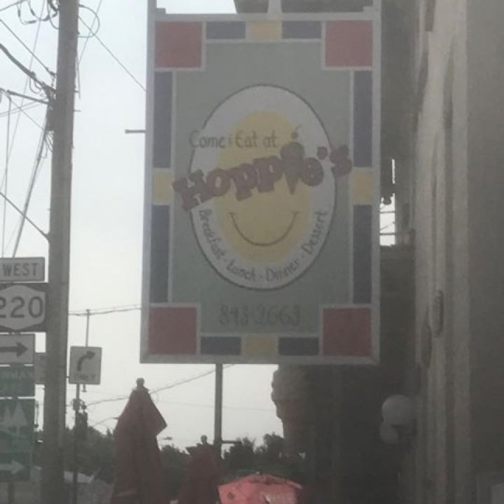 Hoppies Restaurant and Ice Cream