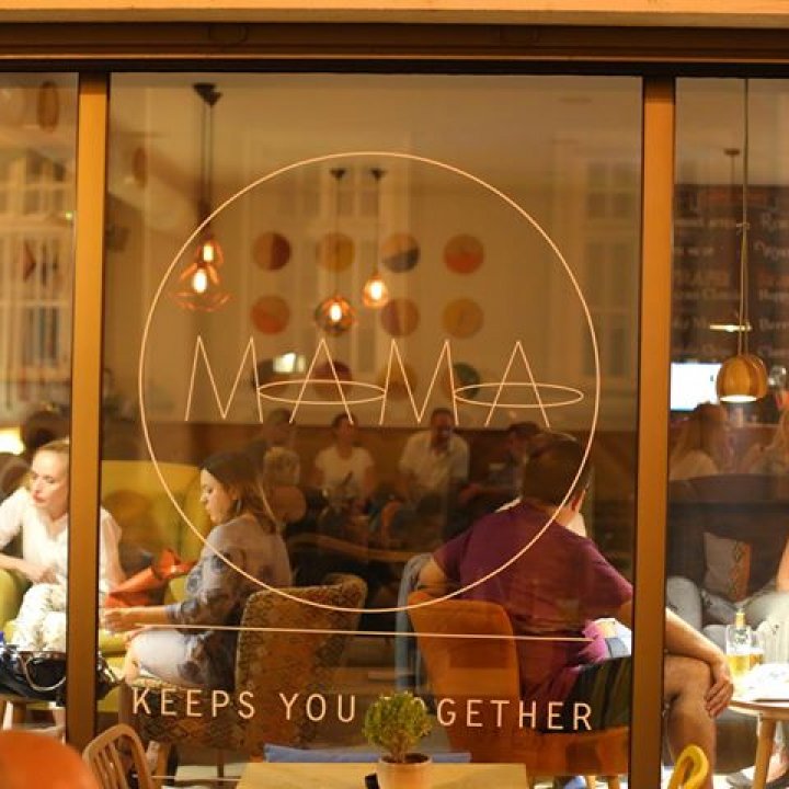 Café MAMA