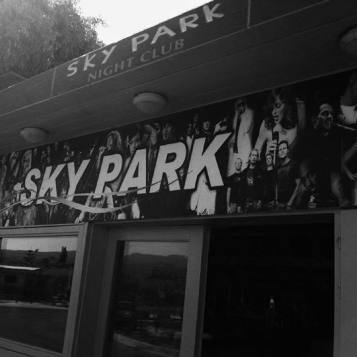 SKY PARK Night Club