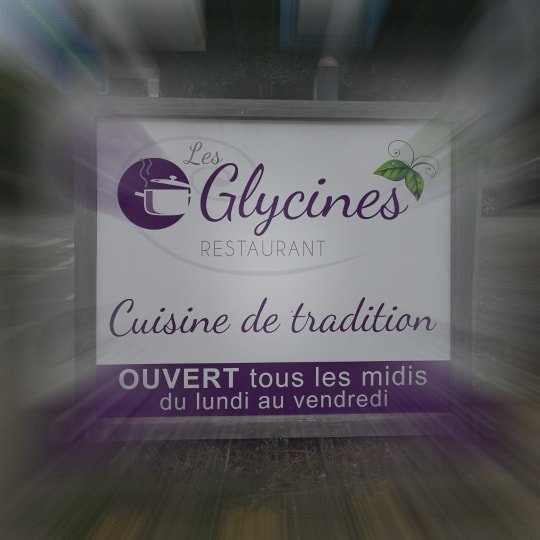 Les Glycines restaurant